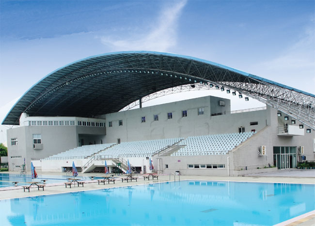 穆棱游泳馆网架